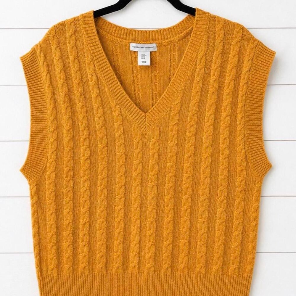 Cupcakes-and-cashmere Women's Yellow and Orange Jumper